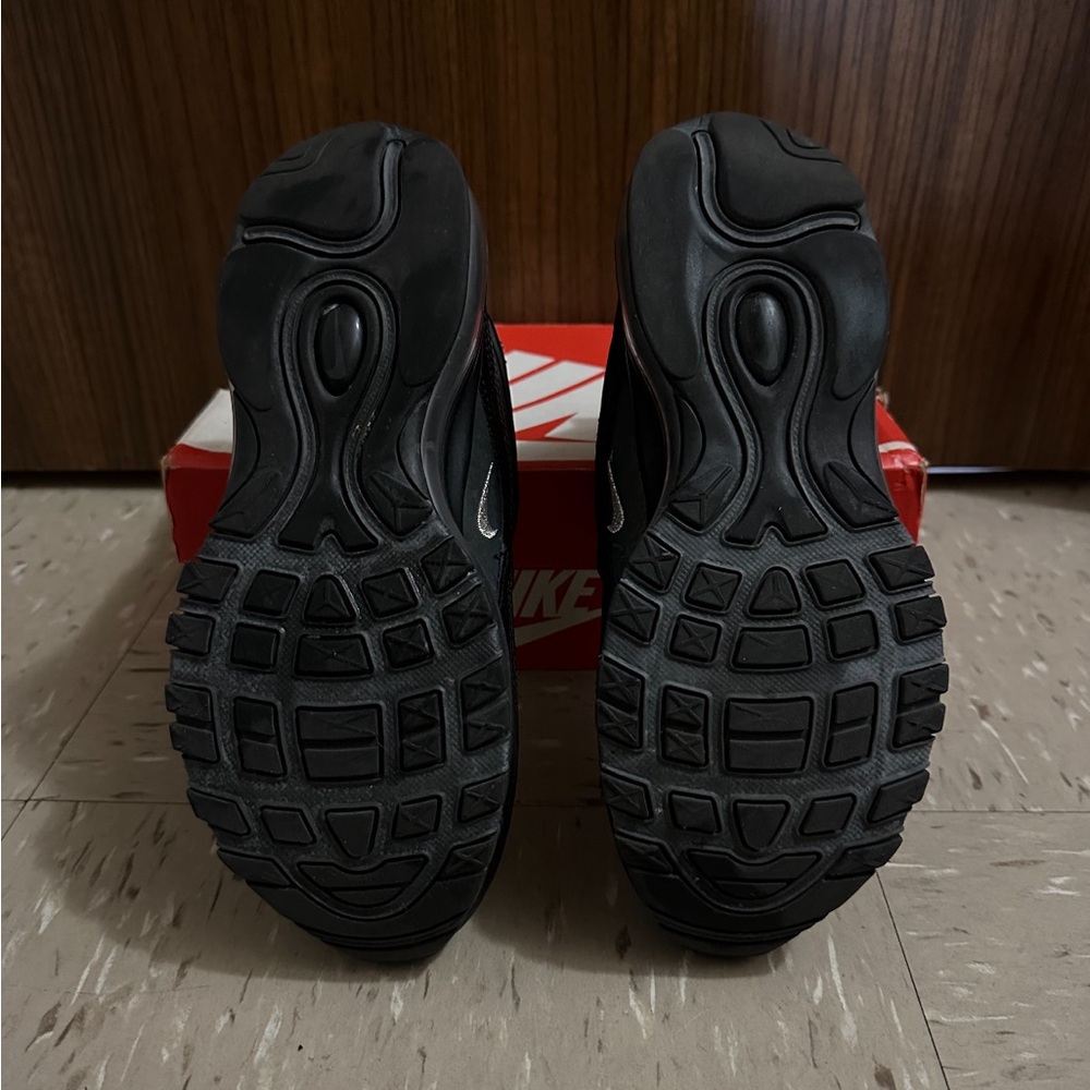 Nike Airmax 97’s. Black size 7.5 women. - Picture 5 of 6